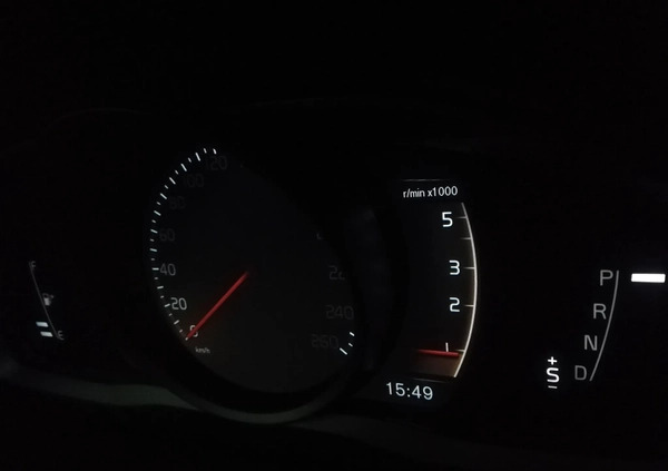 Volvo V60 Cross Country cena 68800 przebieg: 199000, rok produkcji 2017 z Opoczno małe 436